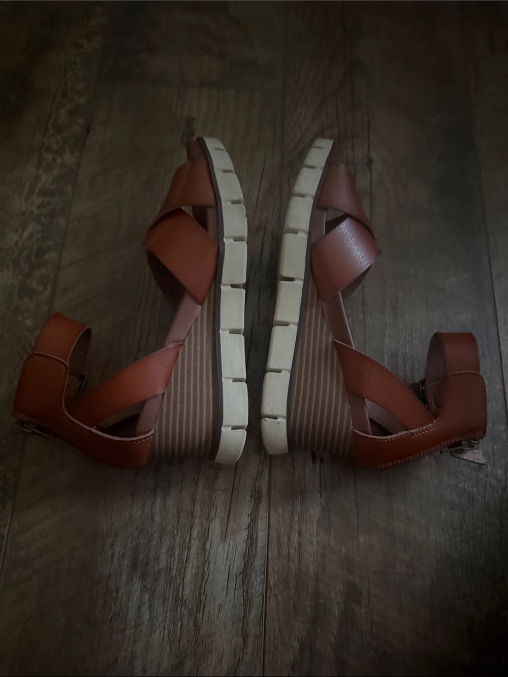 MIA Brown Leather Ankle-Strap Platform Sandals - Women Size 6 - Picture 4 of 5